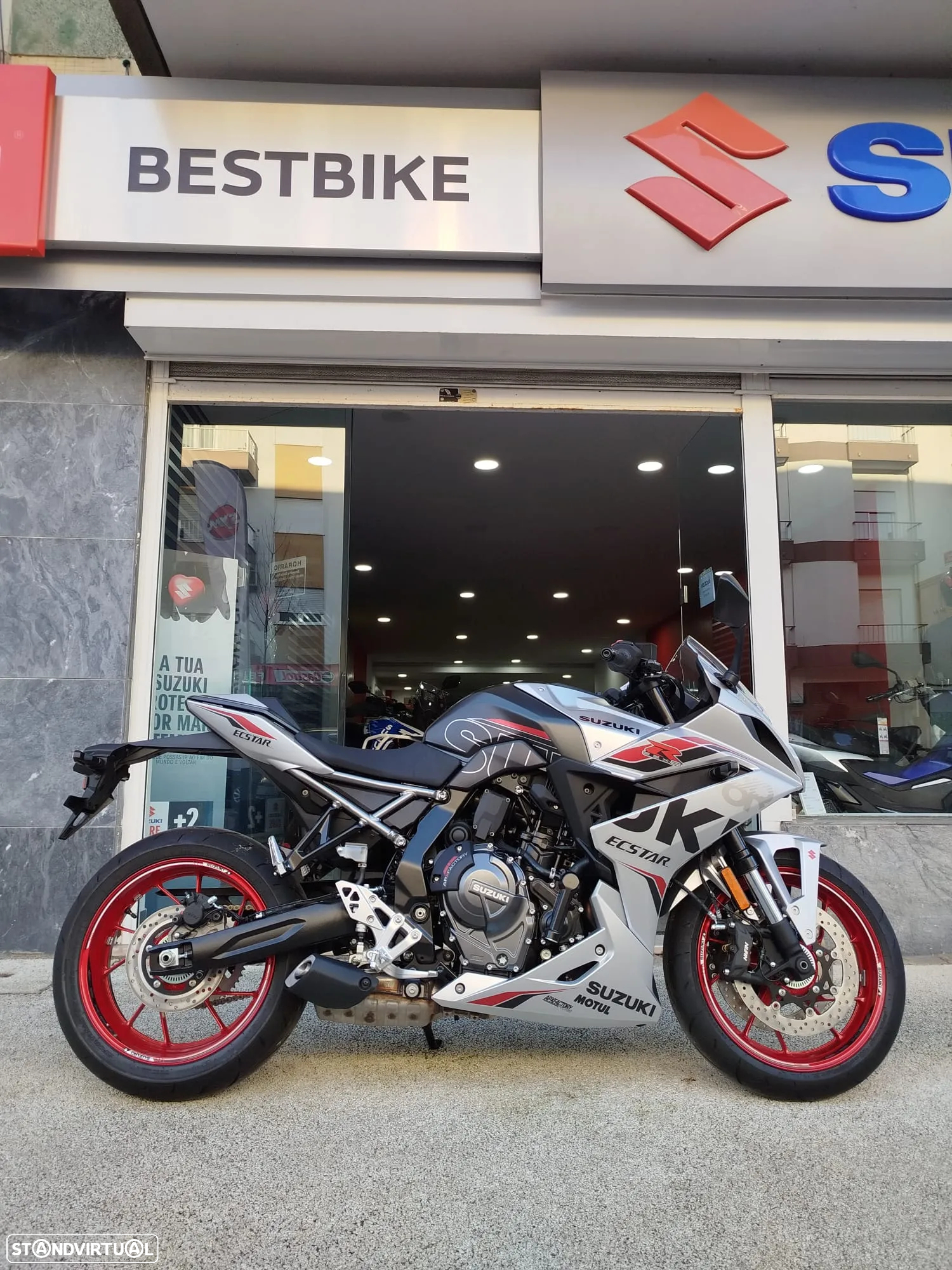 Suzuki GSX -8R CAMPANHA Desde 125,64€ Mês - 23