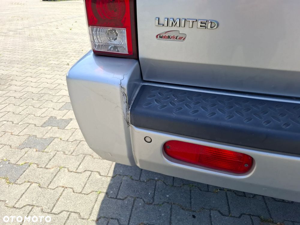 Jeep Commander 5.7 V8 Limited - 28