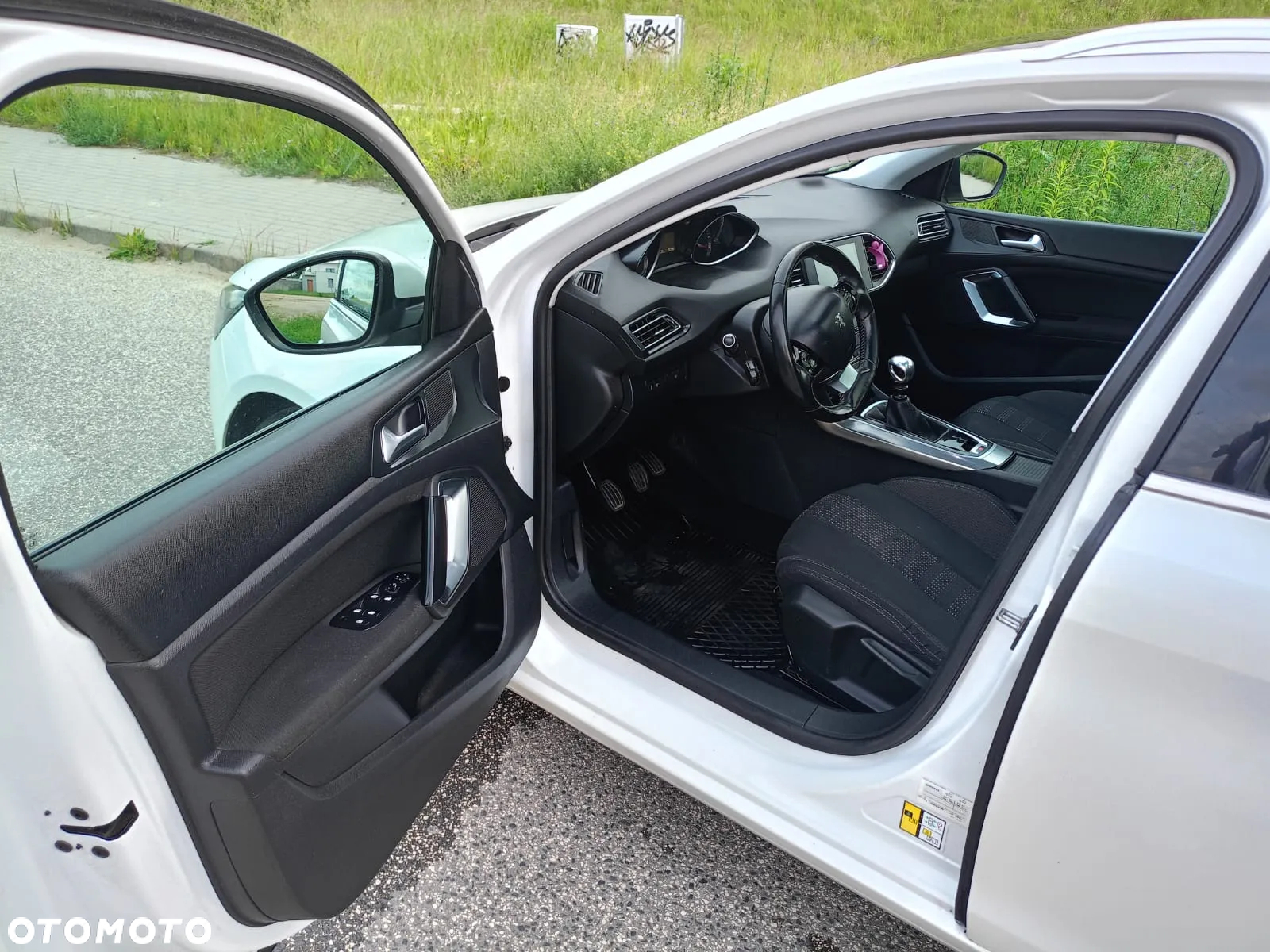 Peugeot 308 SW 1.6 BlueHDi Business Line S&S - 29