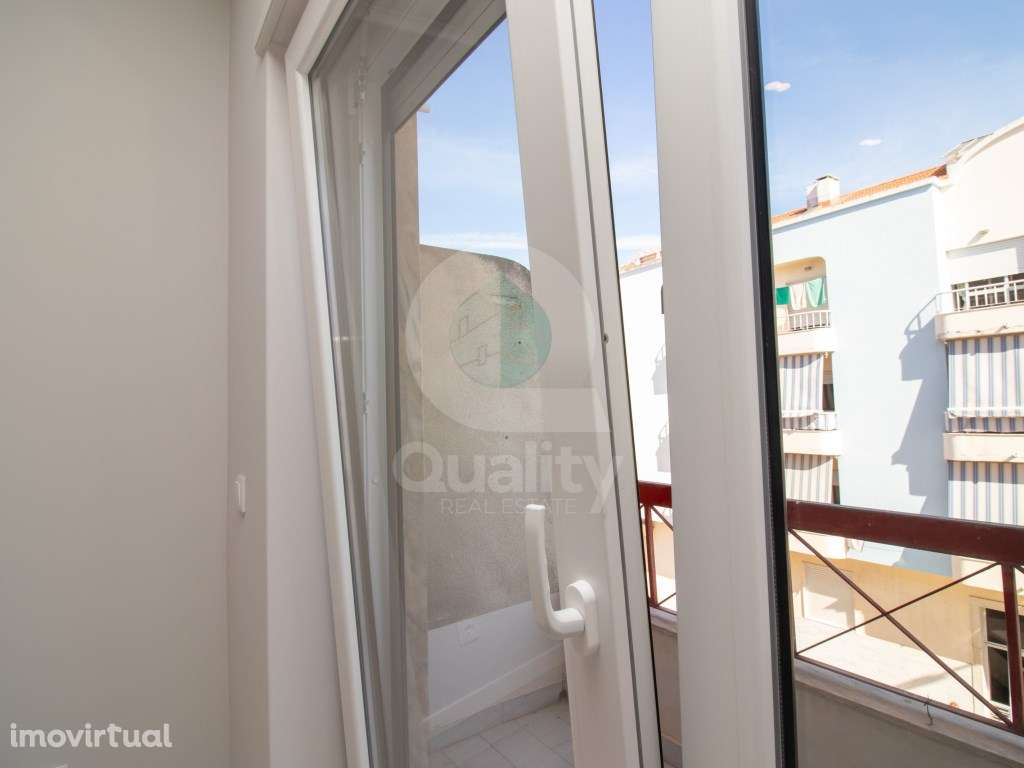 Apartamento T3 totalmente remodelado na Baixa da Banheira - Grande imagem: 5/46