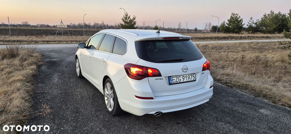 Opel Astra 2.0 CDTI DPF Cosmo - 7