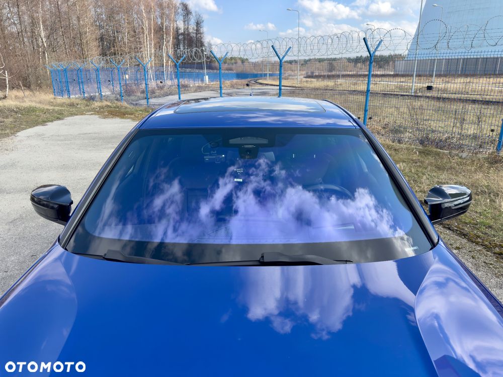 BMW Seria 3 330i M Sport sport - 11