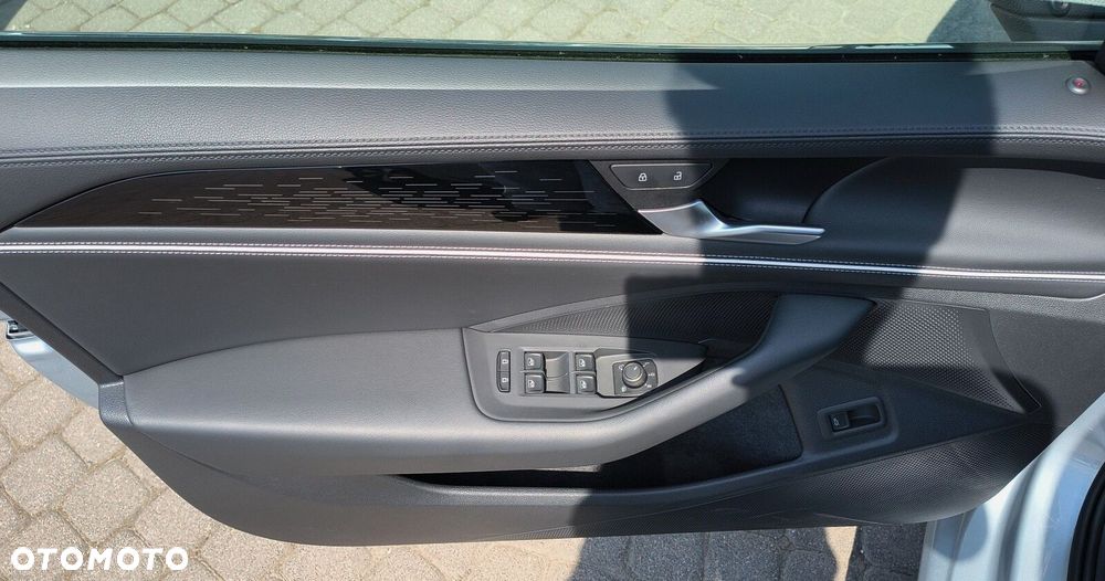 Volkswagen Passat - 25