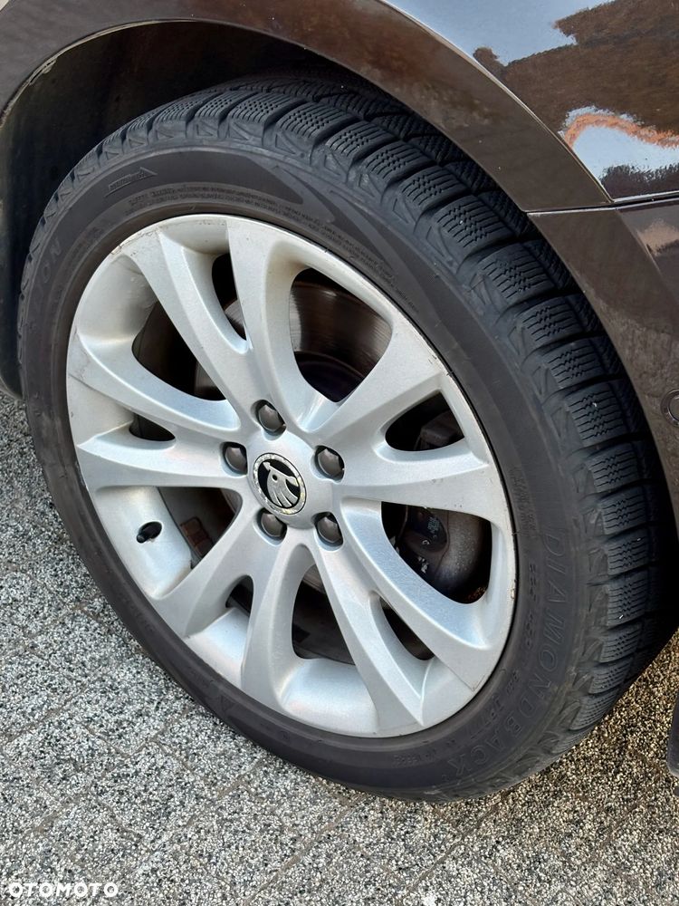 Skoda Superb 2.0 TDI Elegance DSG - 11