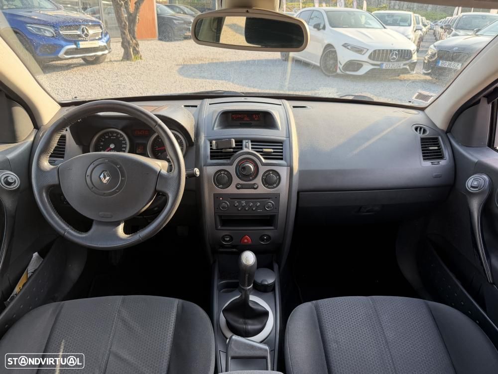 Renault Mégane 1.5 dCi Dynamique - 14