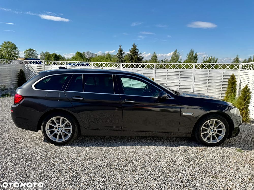 BMW Seria 5 525d - 31