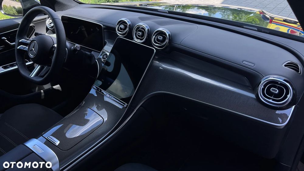 Mercedes-Benz GLC - 13