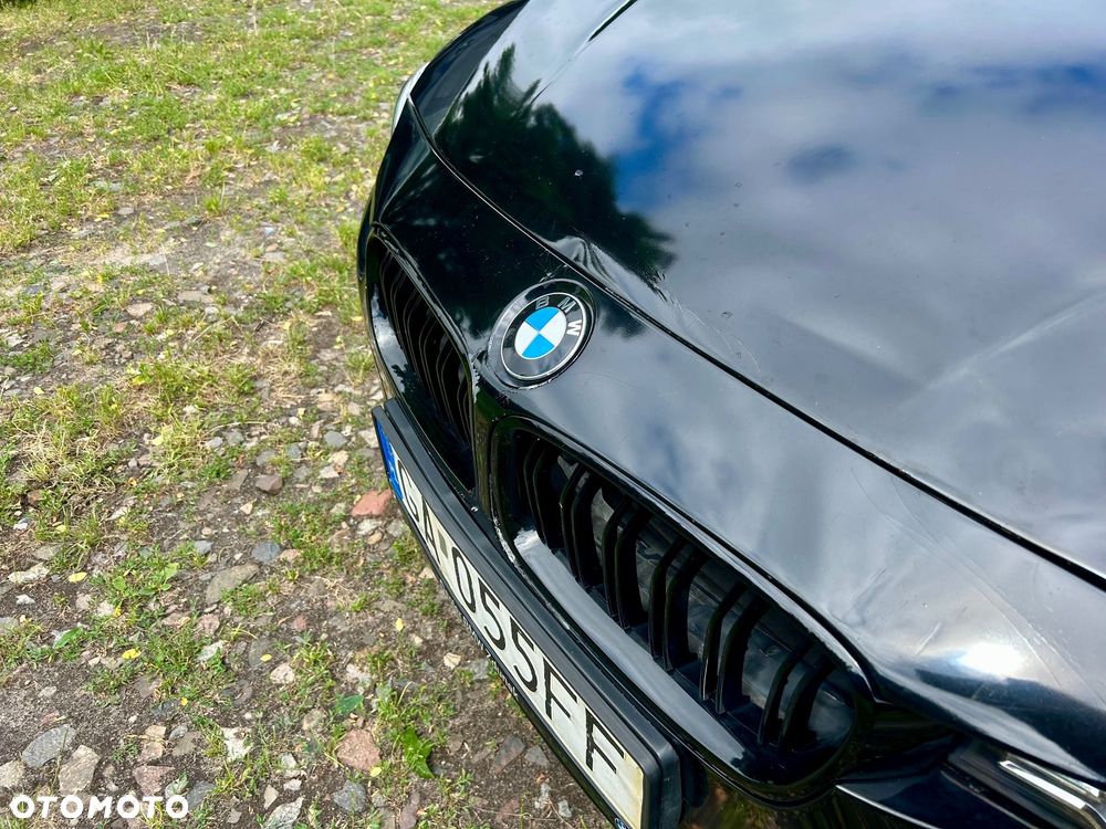 BMW Seria 3 320i - 15