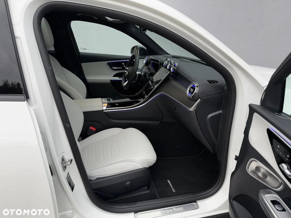 Mercedes-Benz GLC - 11