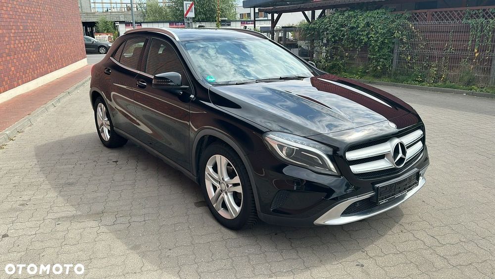 Mercedes-Benz GLA - 19