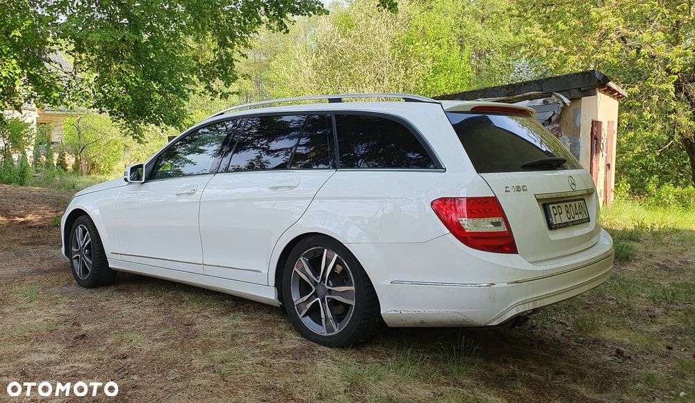 Mercedes-Benz Klasa C 180 7G-TRONIC Edition - 4