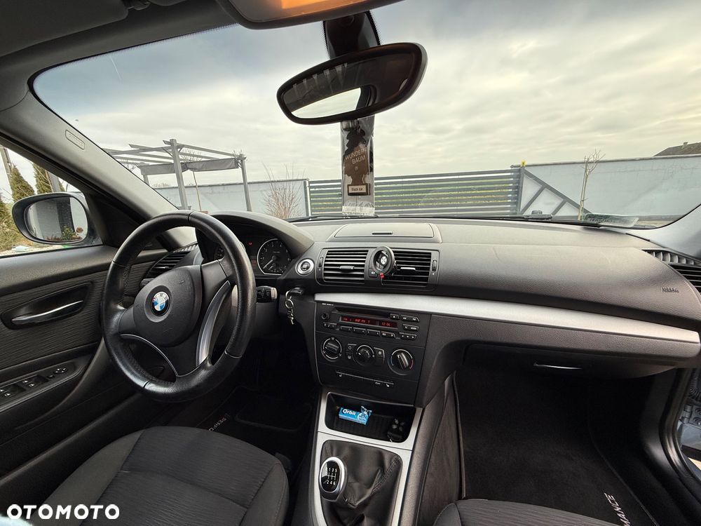 BMW Seria 1 116i - 21