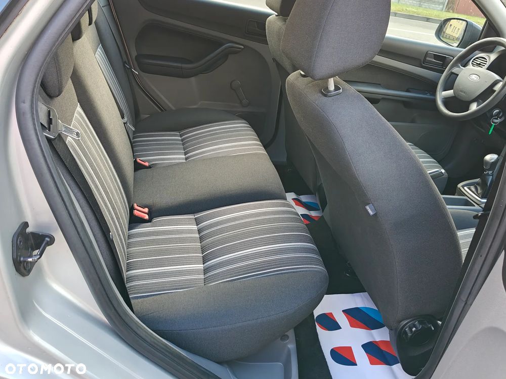 Ford Focus 1.4 16V Concept - 18