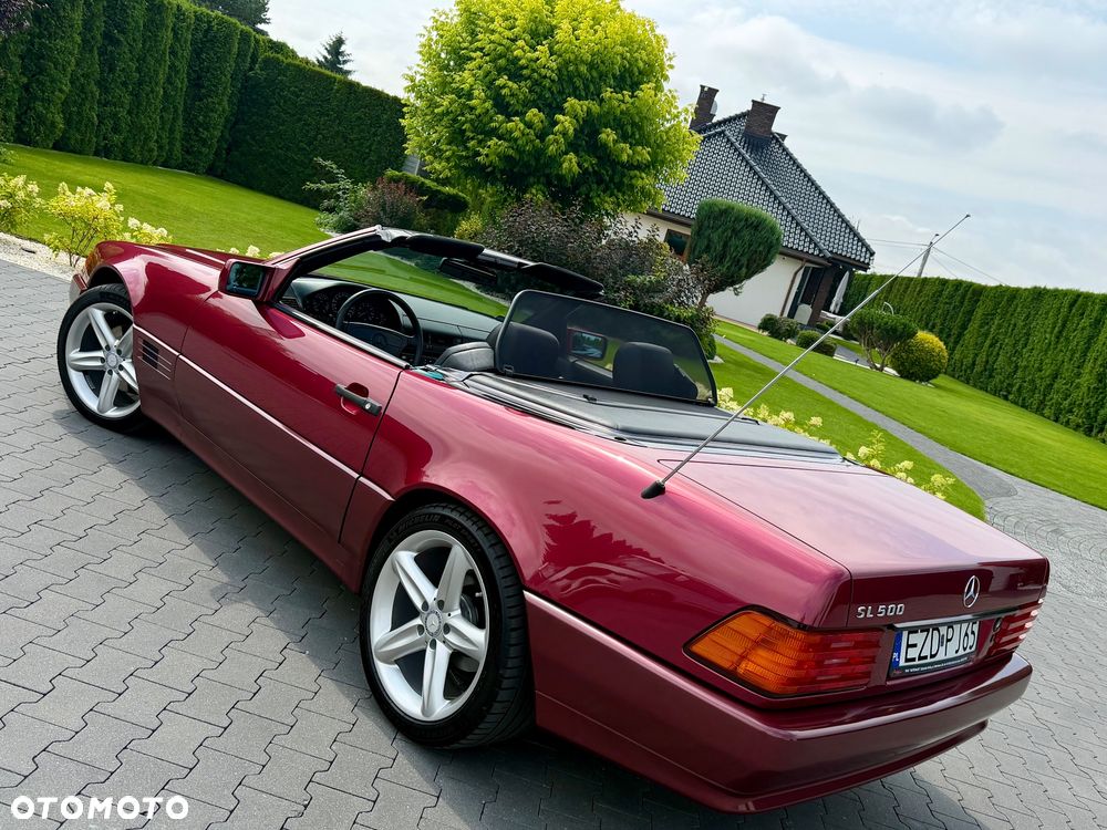 Mercedes-Benz SL - 23