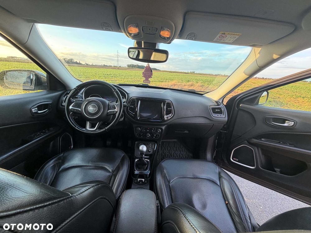Jeep Compass - 8