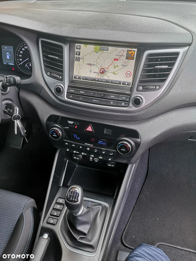 Hyundai Tucson 1.6 GDI BlueDrive Comfort 2WD - 16