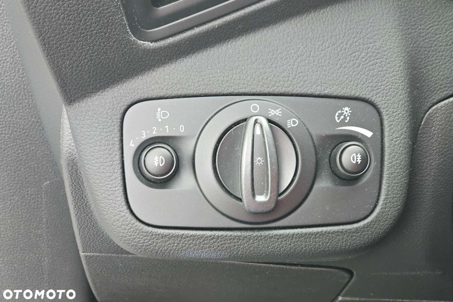 Ford C-MAX - 26