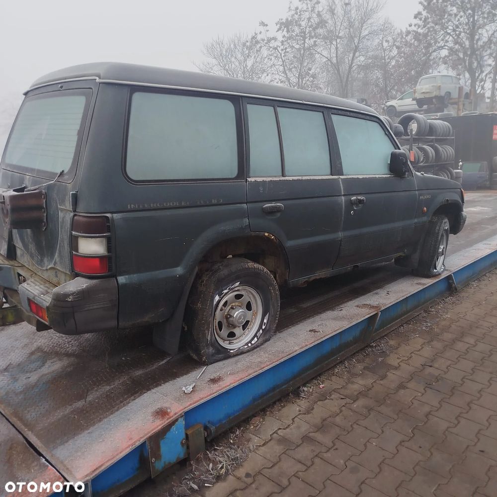 Mitsubishi Pajero na części - 8