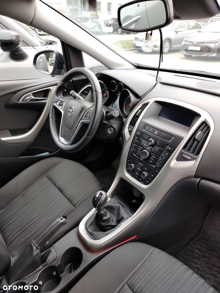 Opel Astra 1.4 Turbo - 2