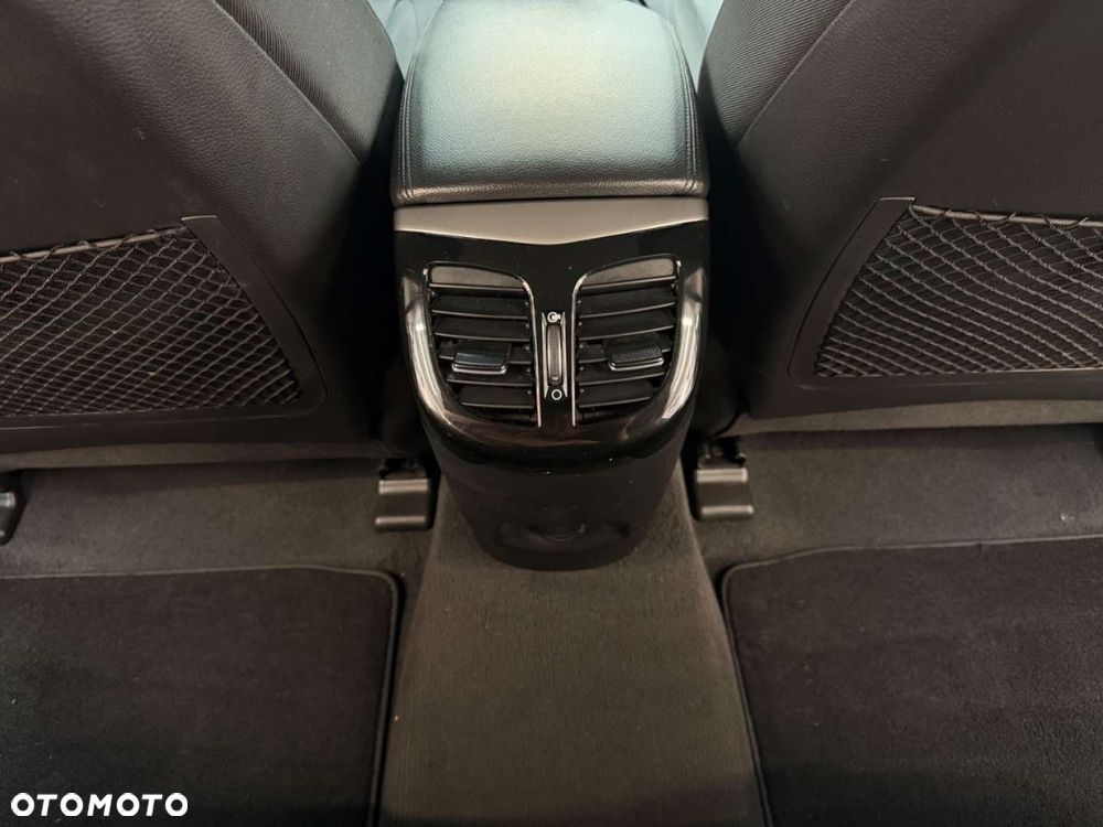 Hyundai i40 Kombi blue 1.7 CRDi Premium - 30