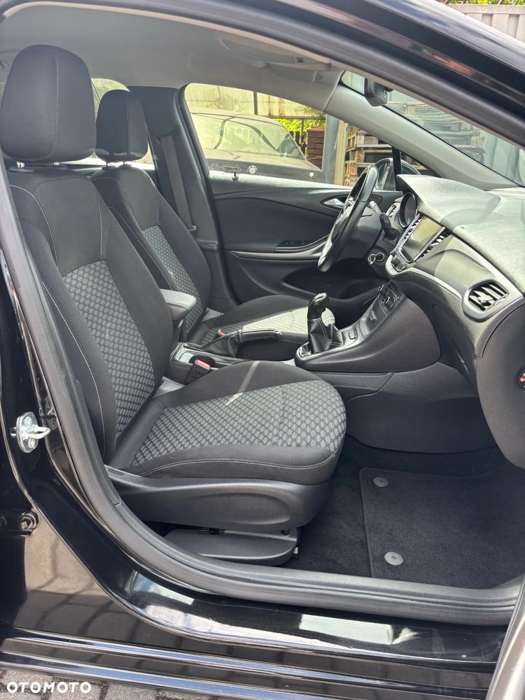 Opel Astra - 18