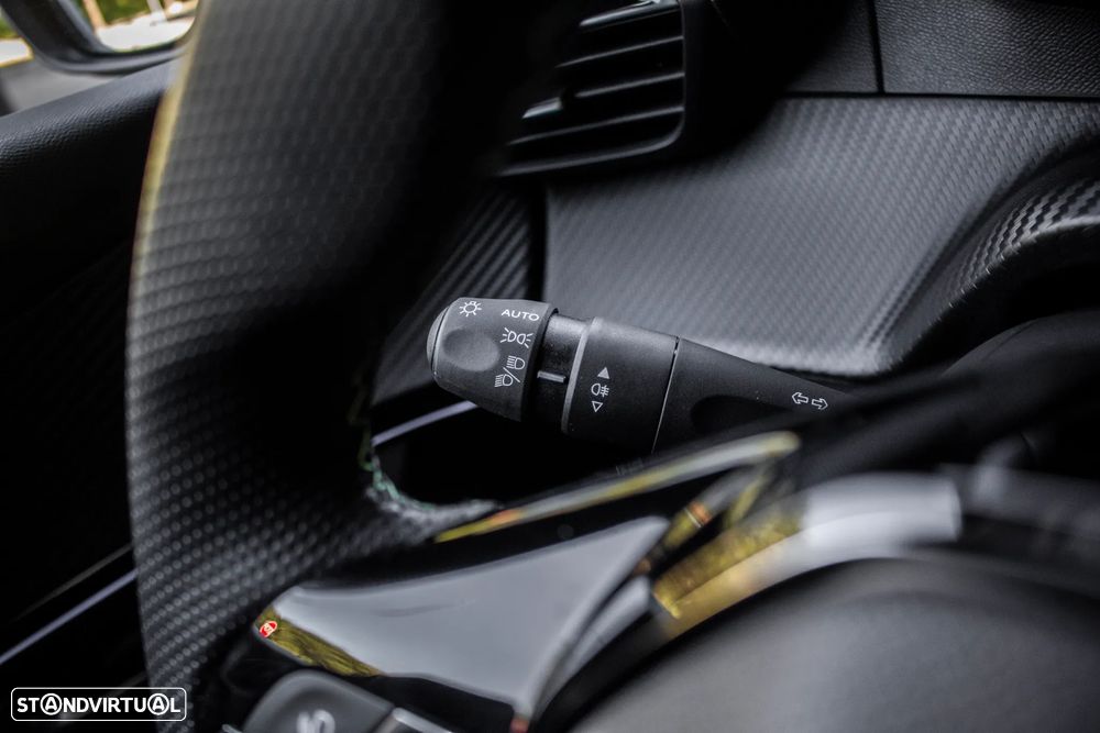 Peugeot e-2008 GT - 16