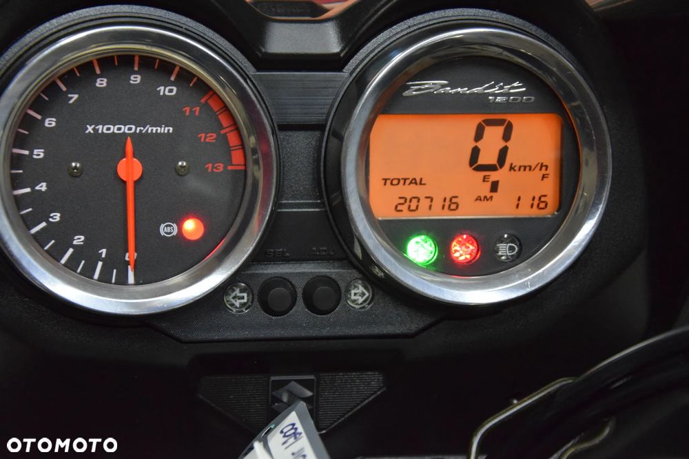 Suzuki Bandit - 5