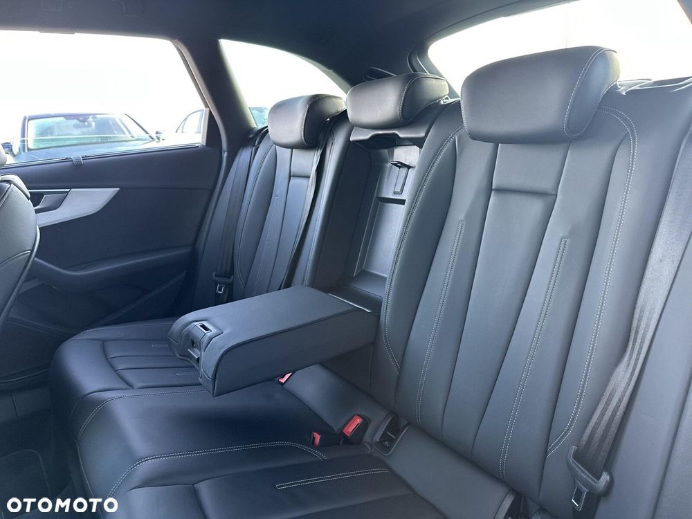 Audi A4 Avant - 14