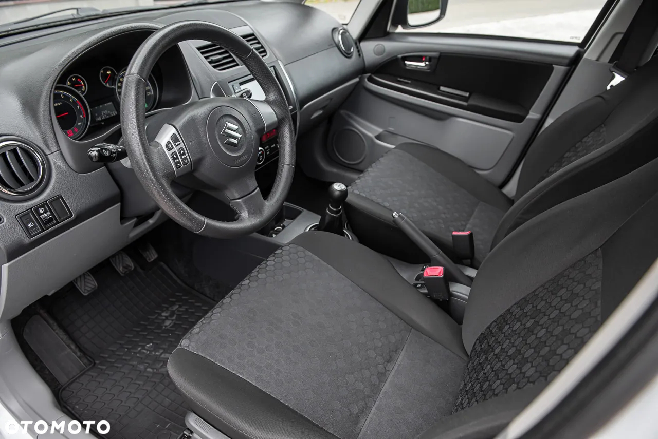 Suzuki SX4 1.6 Premium 4WD - 15