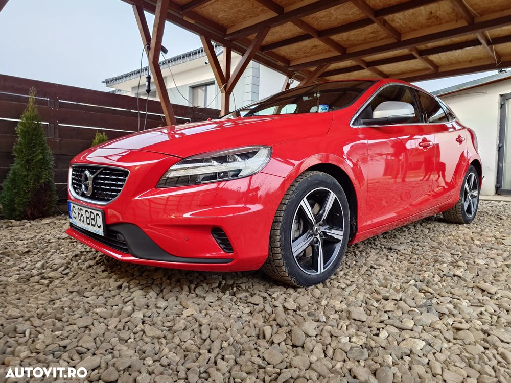 Volvo V40 T3 Geartronic RDesign - 1