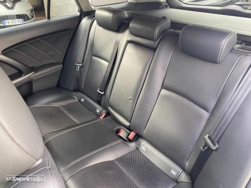Toyota Avensis Touring Sports 1.6 D-4D Luxury+GPS - 11