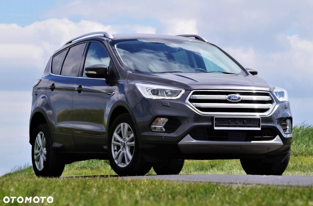 Ford Kuga - 1