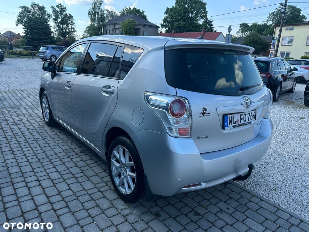Toyota Verso 1.8 Executive - 4