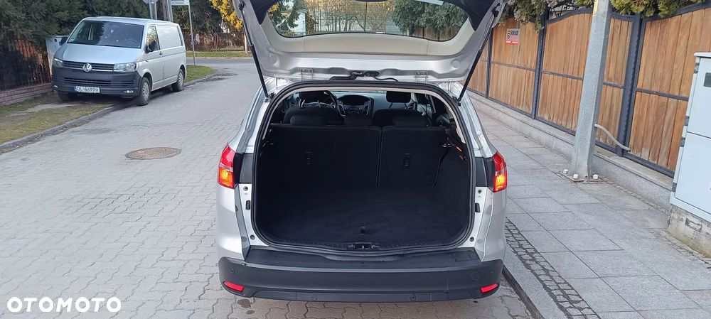 Ford Focus 1.5 TDCi SYNC Edition - 9