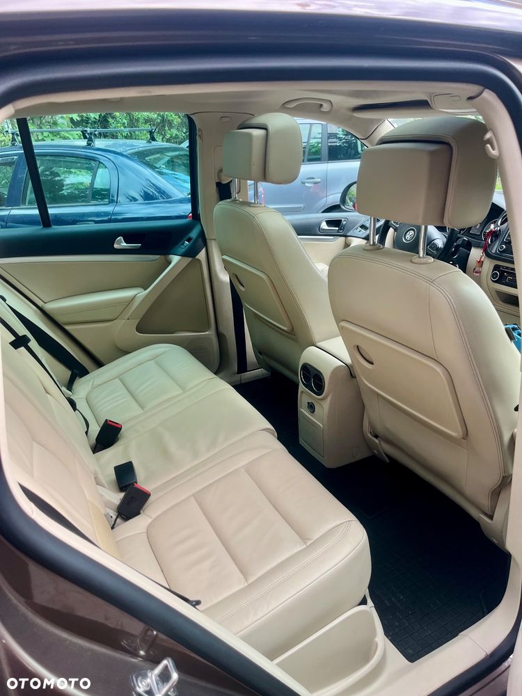 Volkswagen Tiguan 2.0 TDI DPF BlueMotion Technology Sport & Style - 8