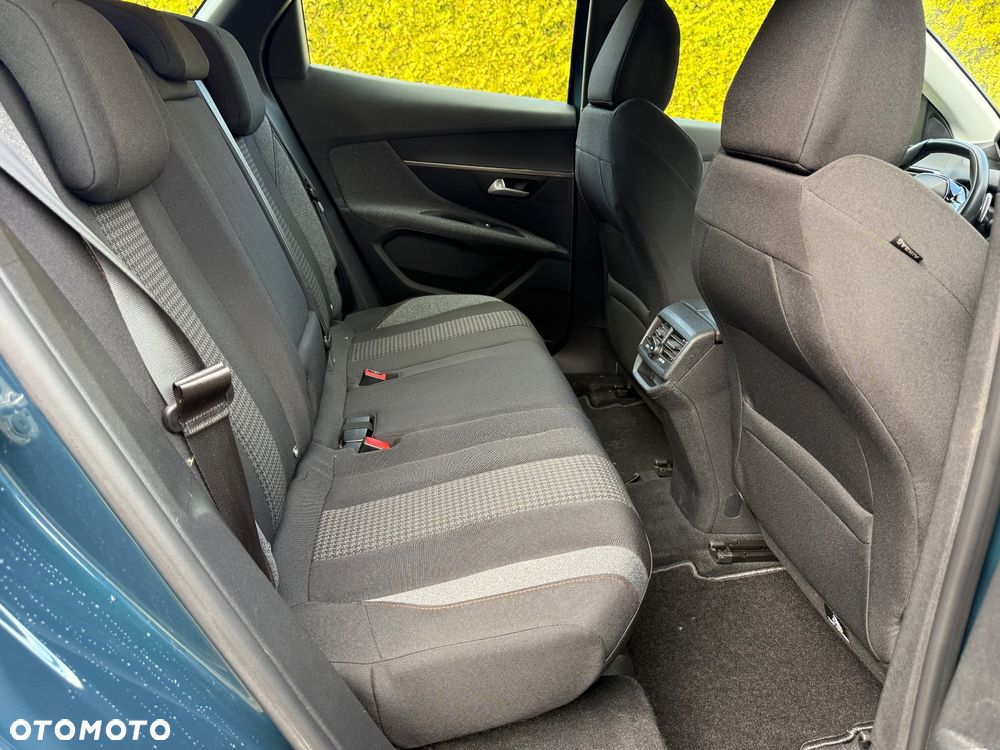 Peugeot 3008 BlueHDi 130 Stop & Start EAT8 Active Business-Paket - 11