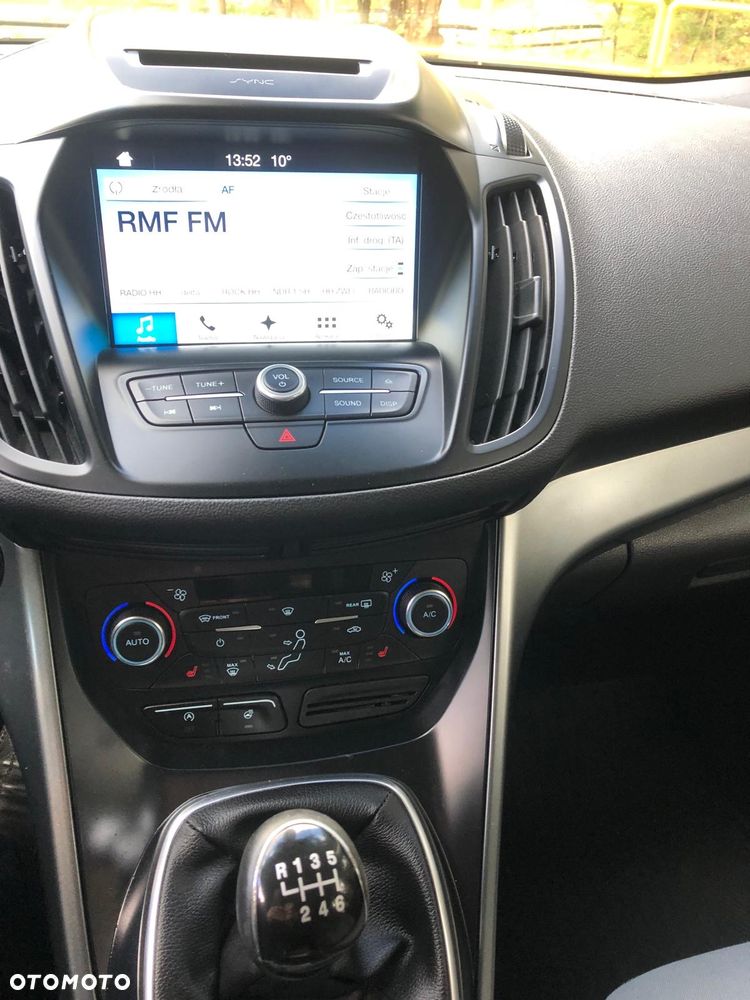 Ford Kuga - 9