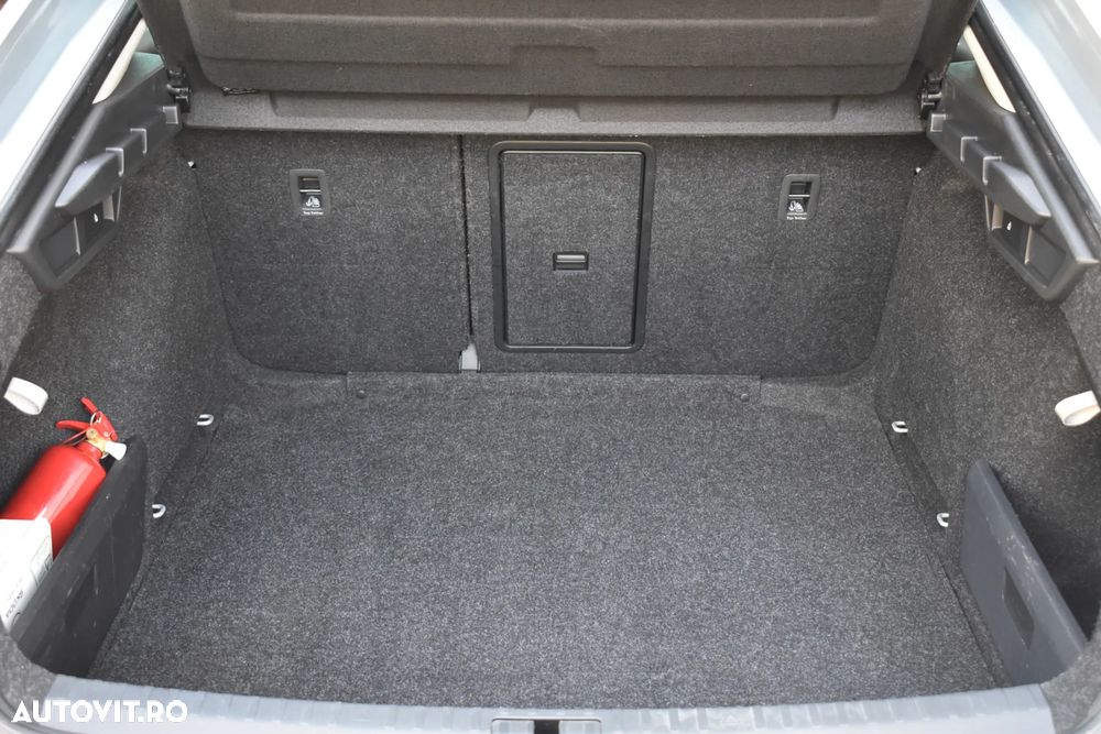 Skoda Octavia 2.0 TDI DSG 4X4 Style - 39