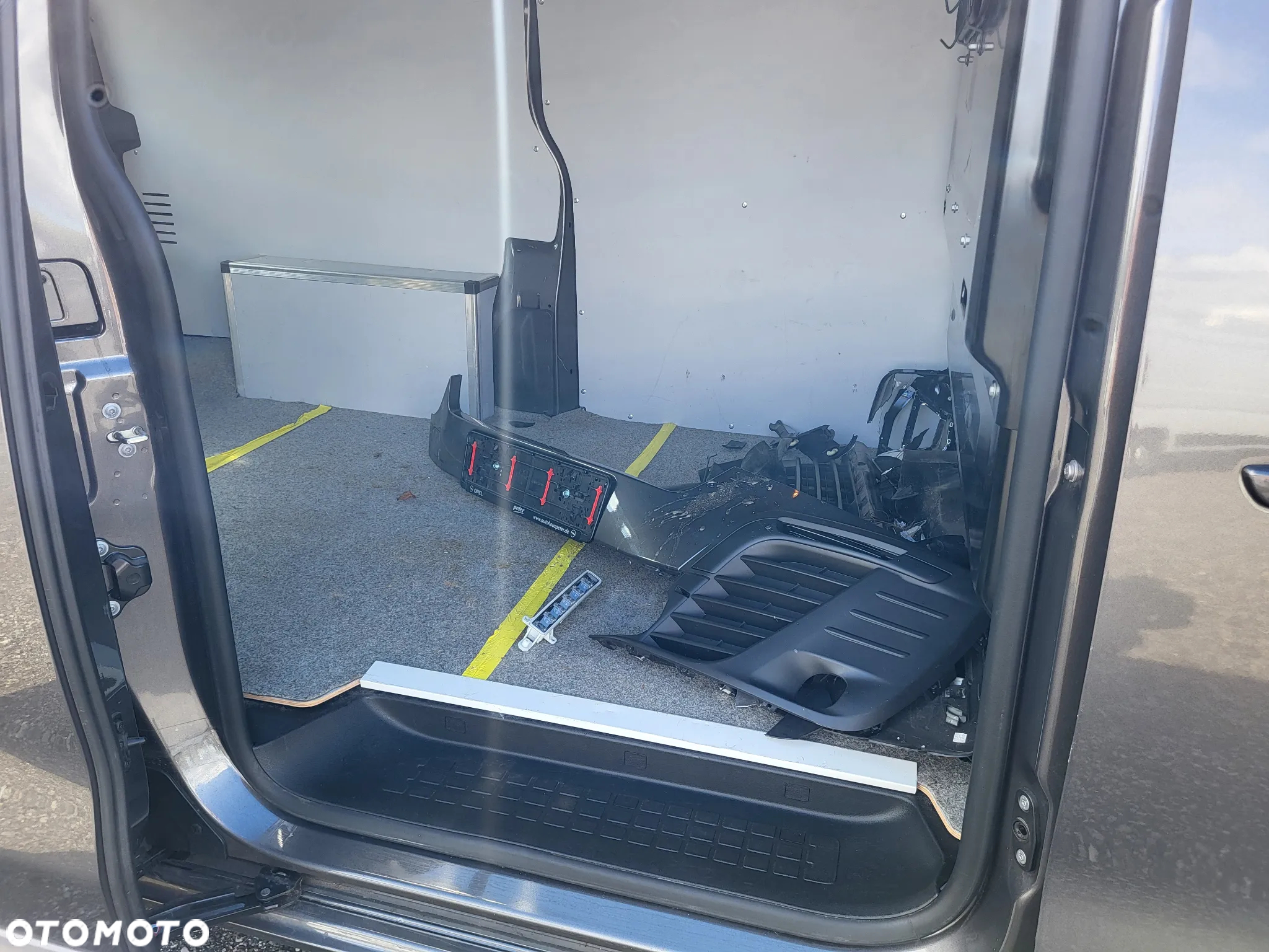 Opel Vivaro - 28