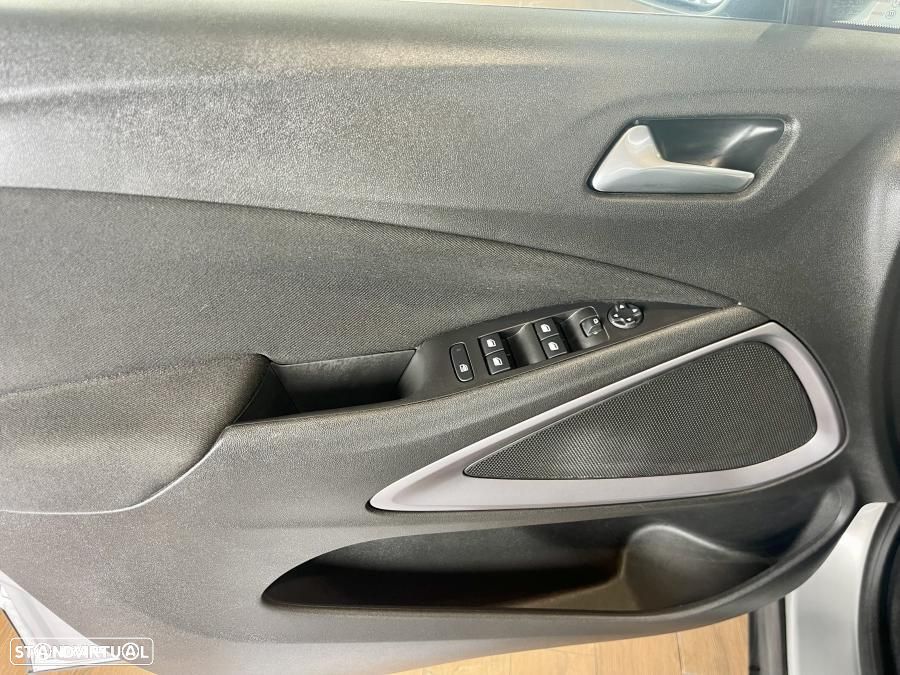 Opel Crossland 1.2 T Edition - 19