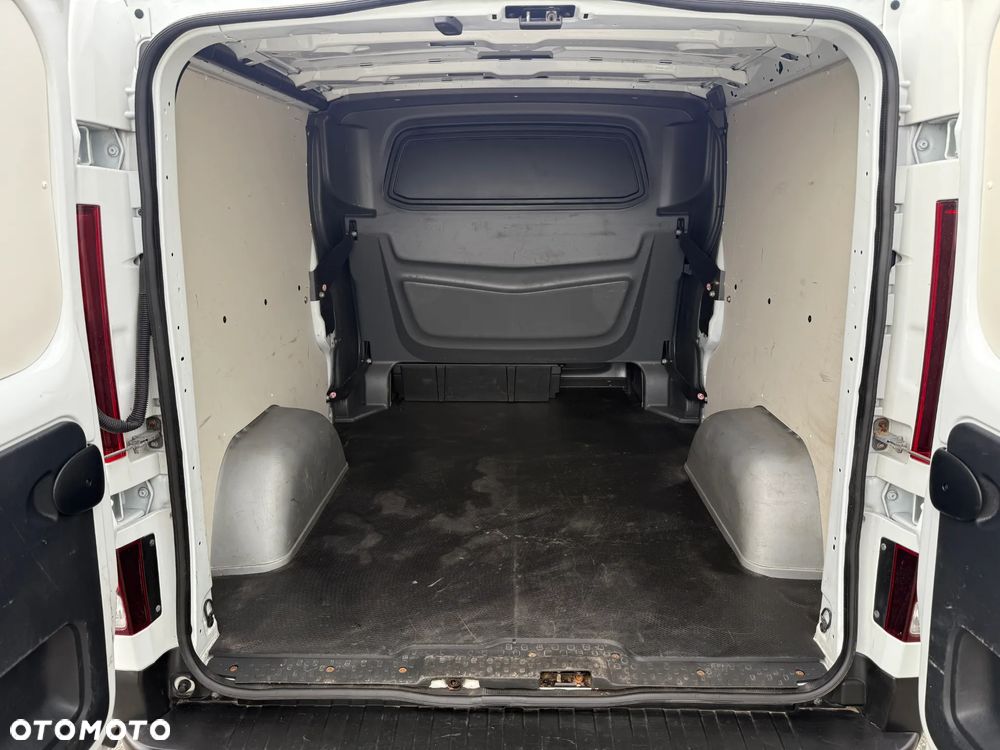Renault Trafic - 9