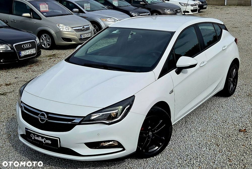 Opel Astra 1.4 Turbo Edition - 25