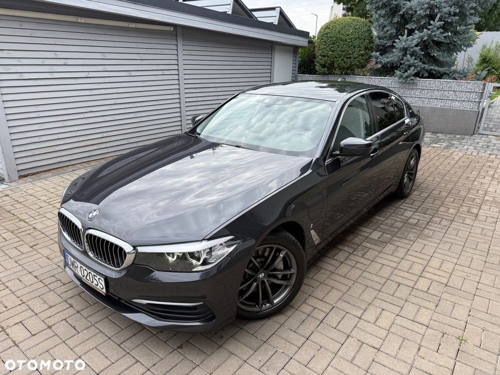 BMW Seria 5 530e iPerformance Sport Line sport - 9