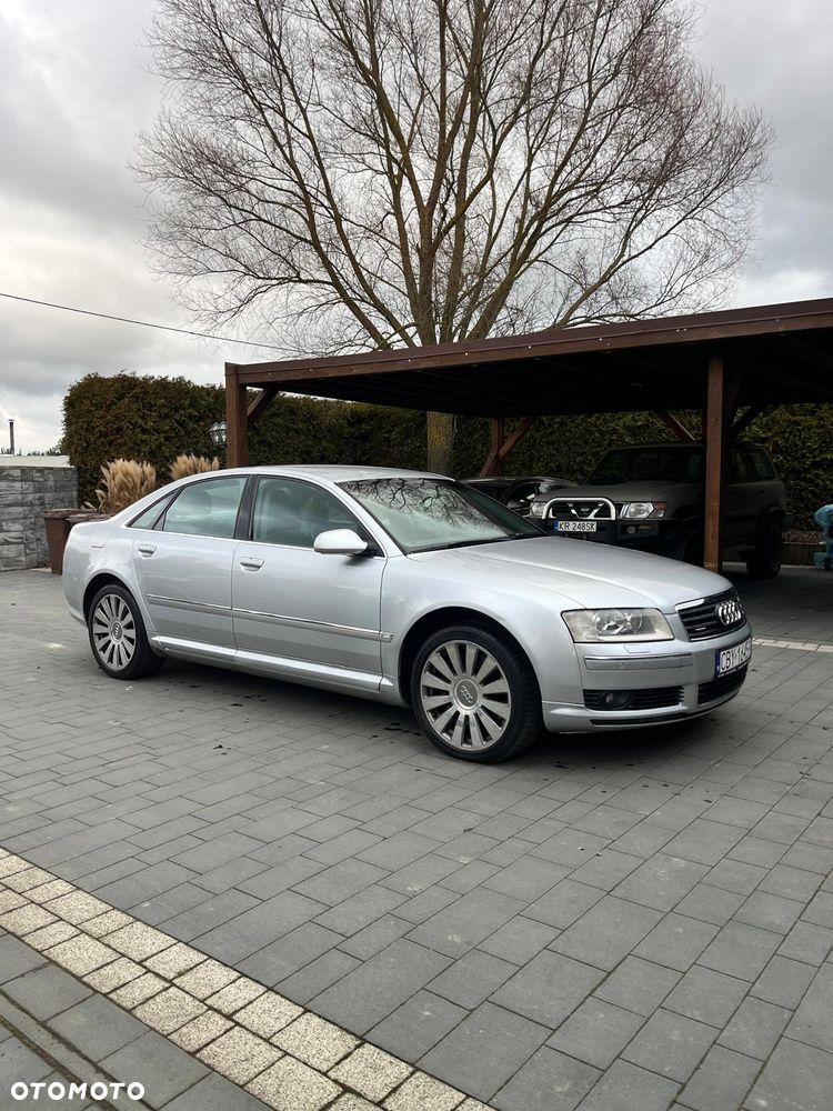Audi A8 3.7 Quattro - 2
