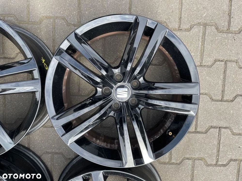 Felga Seat Ibiza FR Cupra 6J0601025Q 7Jx17 ET43 4 x 100 - 3