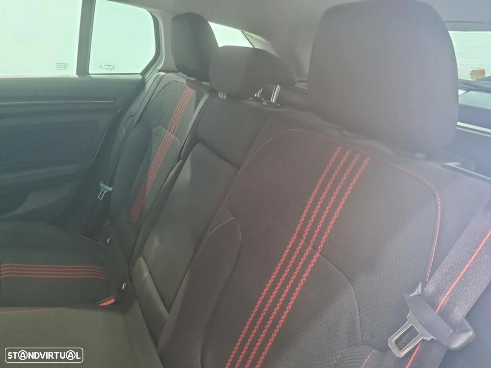 Renault Mégane Sport Tourer 1.5 Blue dCi R.S. Line EDC - 4