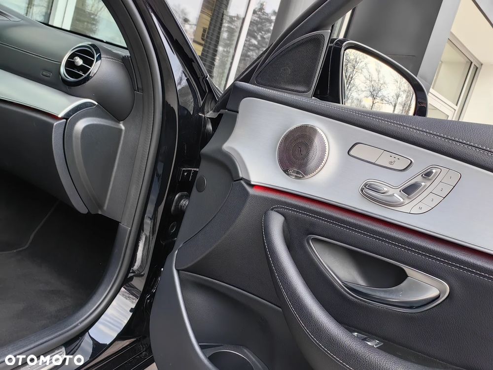 Mercedes-Benz Klasa E 450 4-Matic AMG - 19