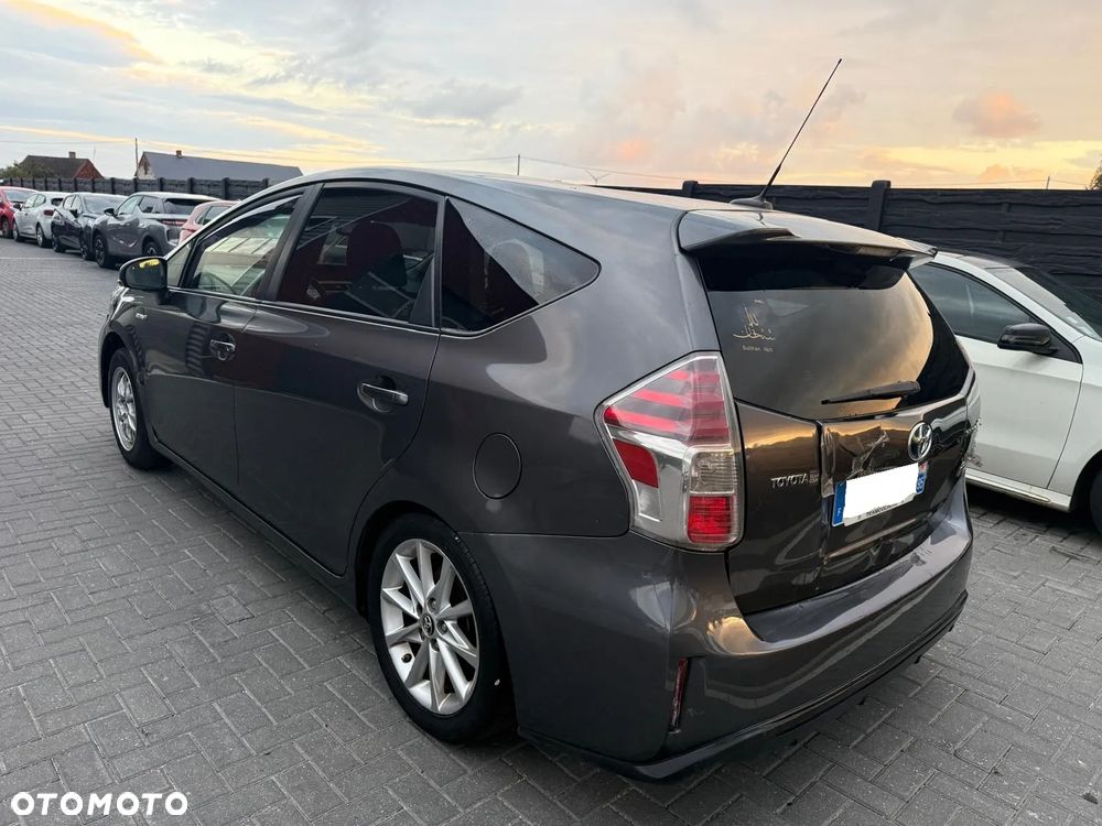 Toyota Prius+ (Hybrid) - 33