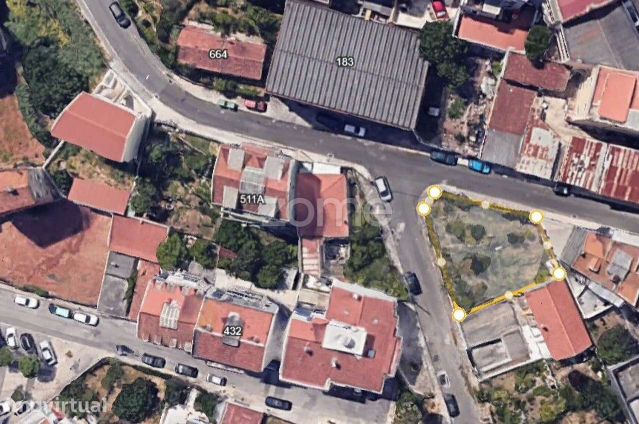 Terreno de 377  m² para construção de prédio - Grande imagem: 2/15