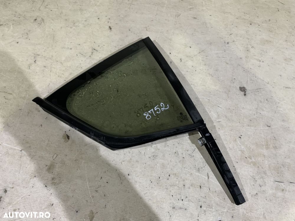 Geam mic coltar usa dreapta spate - cu cheder, Skoda Octavia 3 Berlina, 2013, 2014, 2015, 2016, 2017, 2018, 2019, 2020, cod origine OE 5E5845214. - 2